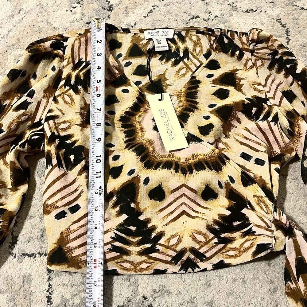 Rachel Zoe NWT Women Animal Print Crop Wrap Tie Top Puff Sleeve Boho Resort S - Picture 4 of 8